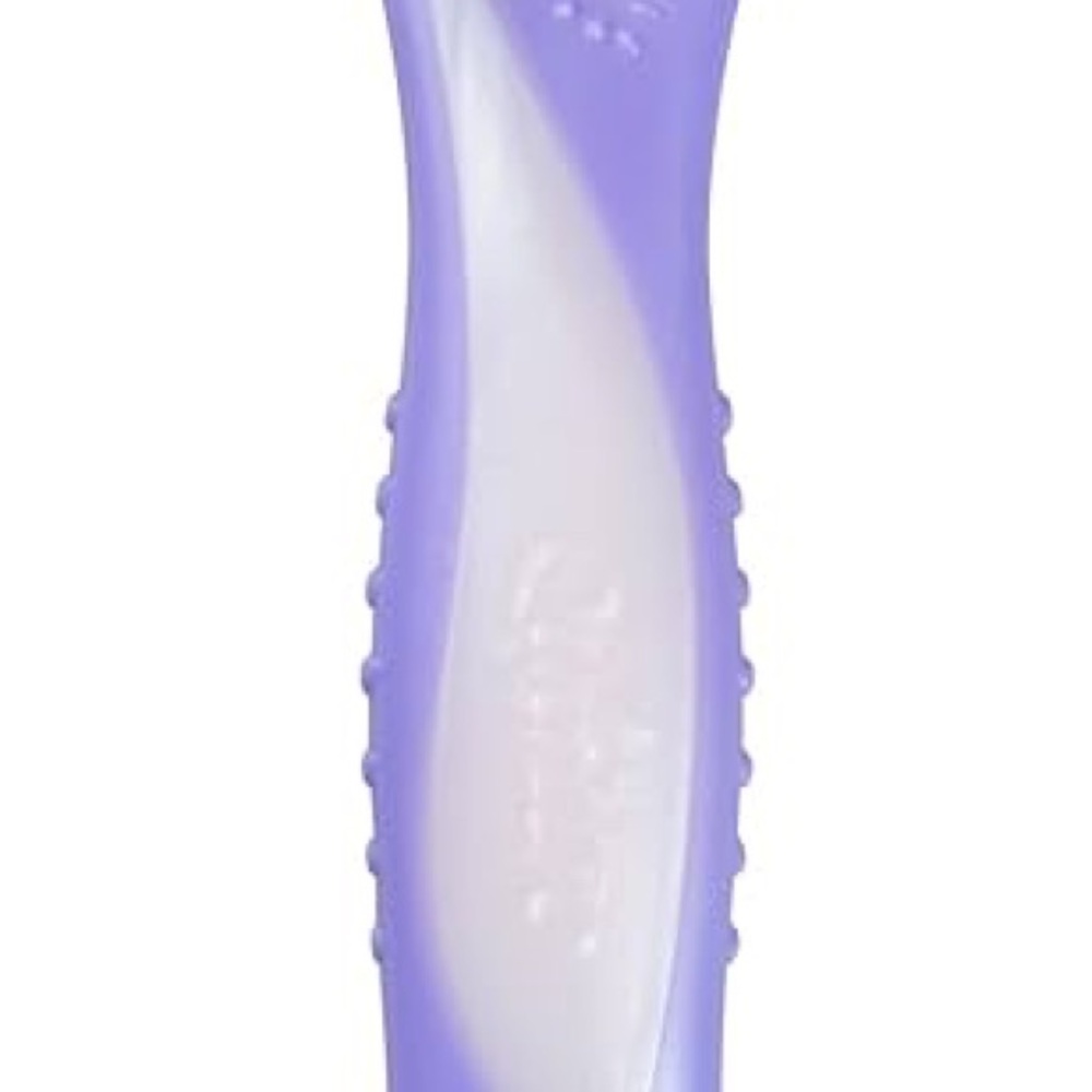 Schick Women’s Razor Bundle - Picture 2 of 6